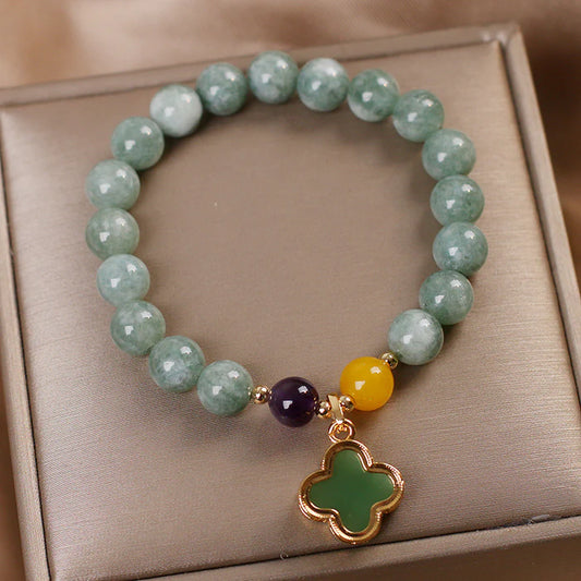 Four Leaf Clover • Agate Bracelet